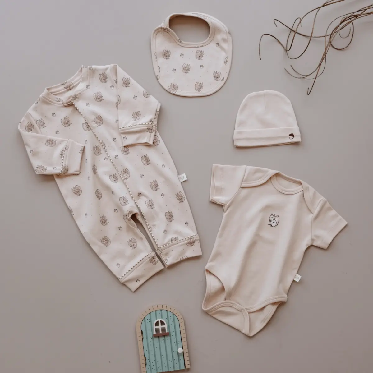 Beige Chipmunk Newborn 4-Piece Set