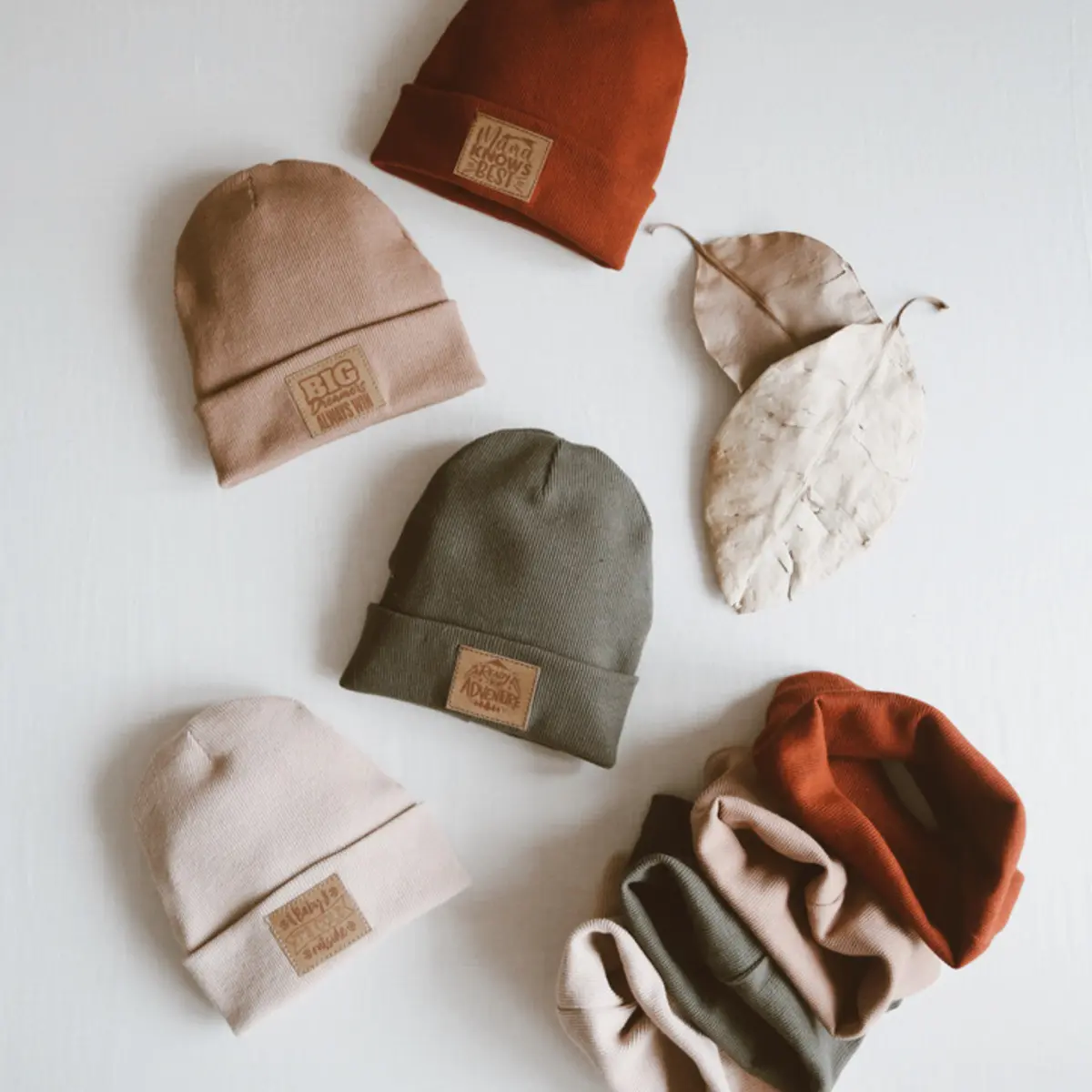 Beanie & neck warmer set