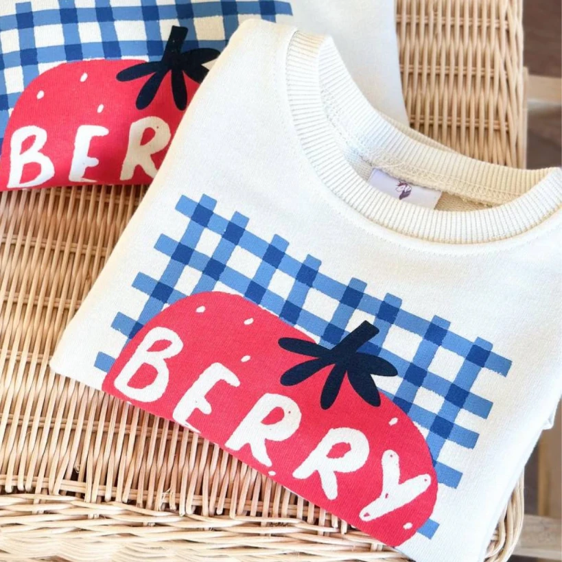 Berry sweet gingham lounge set - Image 2