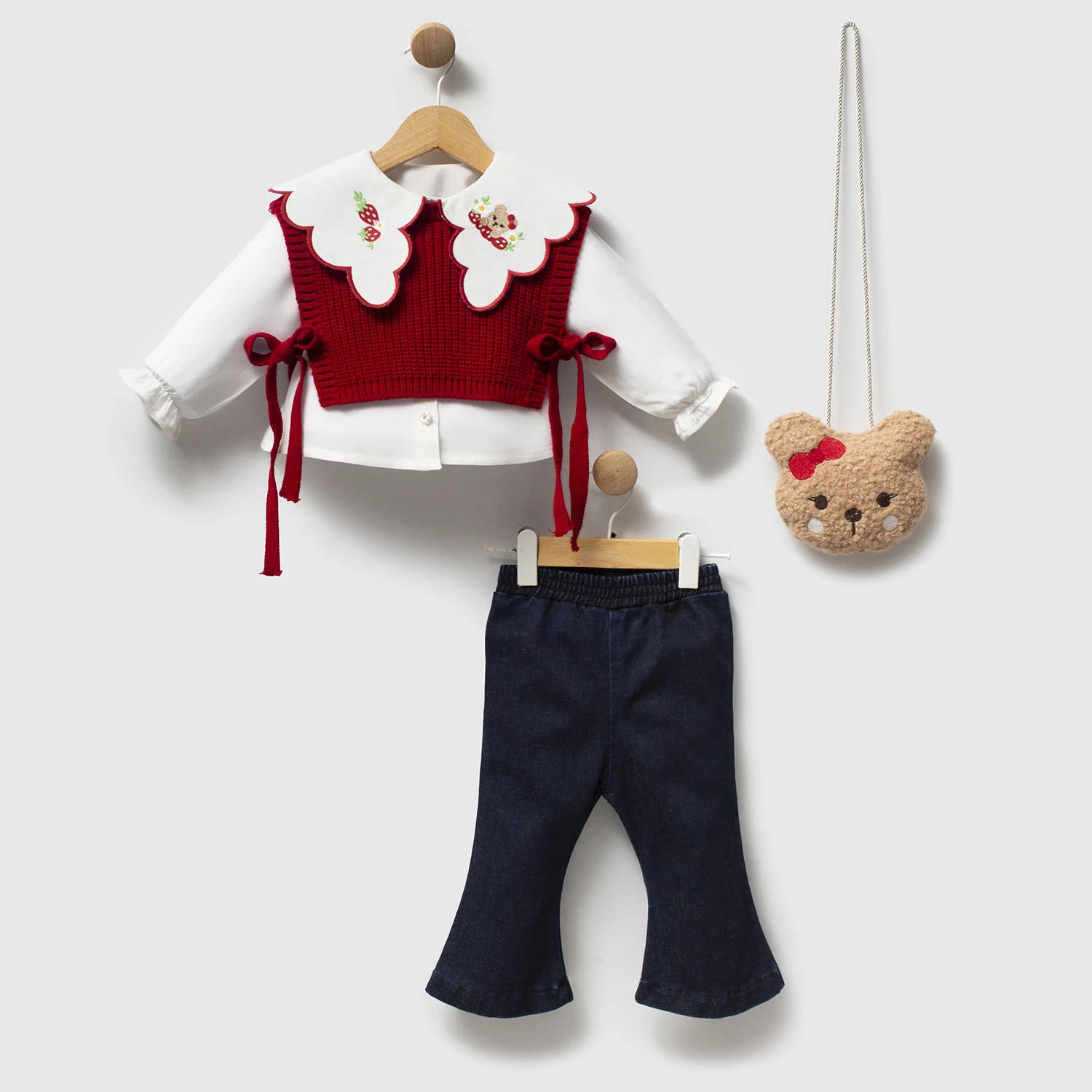 Sweet Berry Bear Outfit - Image 2